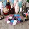 imageAccmor 50 Pieces 3g Empty Clear Plastic Sample Containers with Lids Cosmetic Jars with 5 Pieces Mini SpatulasPink